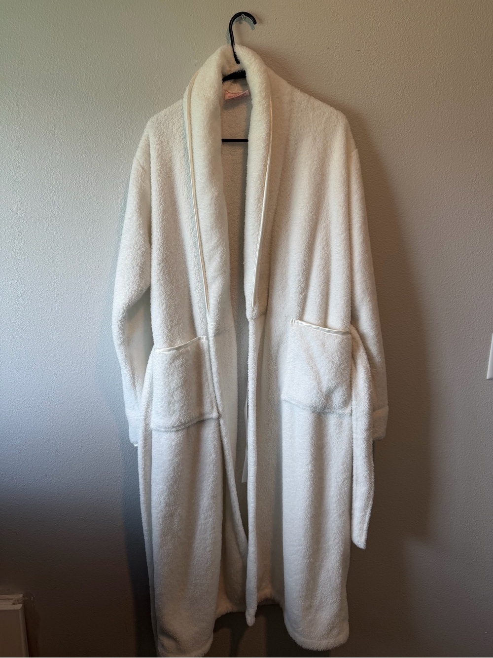 Bath & Body Works Cream Plush Shawl Collar Teddy Jacket